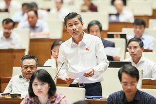 Tiếp tục hạ lãi suất, tạo đà cho tăng trưởng