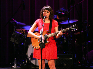 Norah Jones: Hành trình của một giọng ca tinh tế