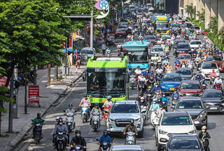 Hà Nội: Đề xuất tăng giá vé xe buýt từ ngày 1/1/2024