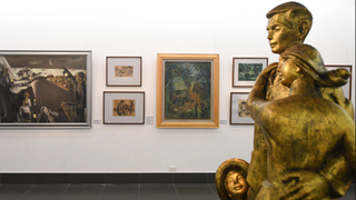 Xúc động'Cung trầm tháng 7' và 'Còn mãi với thời gian'