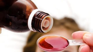 Bộ Y tế cảnh báo không sử dụng 14 loại siro ho có thể gây tử vong