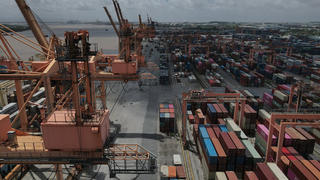 Phát huy lợi thế để tăng tốc phát triển