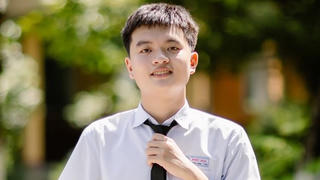Nam sinh ở Huế chia sẻ 'bí quyết' đạt điểm 10 môn Ngữ văn
