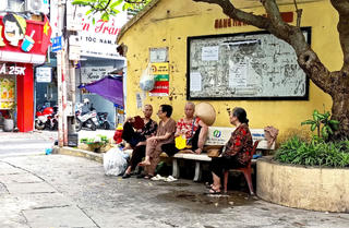 Tình làng, nghĩa xóm trong cơn lốc đô thị: Bài 1: Câu chuyện của làng trong phố