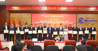 Đảng viên Trường Đại học Điện lực tiên phong trong công tác bảo vệ nền tảng tư tưởng của Đảng trước kỷ nguyên mới