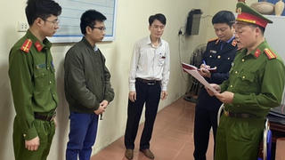 Khởi tố thêm một nhân viên Trung tâm đăng kiểm xe cơ giới 98-06D