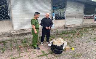 Quảng Ninh: Khởi tố thanh niên rao bán da hổ, móng gấu