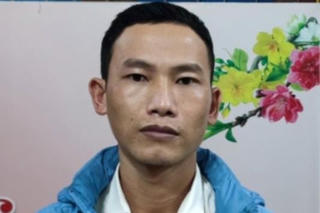 Thuê bố giả, mang tiền âm phủ lừa mua xe máy