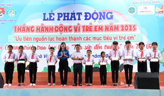Công ty Nhiệt điện Duyên Hải tiếp tục trao 90 suất học bổng “Tiếp sức đến trường” lần thứ II năm 2025