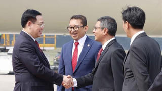 Chủ tịch Quốc hội Vương Đình Huệ thăm chính thức Indonesia