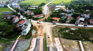 5 năm làm không xong gần 4km đường