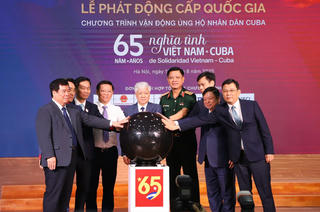 65 ngày hướng về nhân dân Cuba