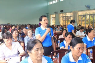 Đối thoại với hội viên, phụ nữ dân tộc thiểu số