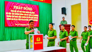 Đắk Lắk: Công an huyện Buôn Đôn góp 130 triệu đồng hỗ trợ gia đình các Liệt sĩ, chiến sĩ bị thương