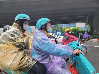 Thủ đô Hà Nội đón không khí lạnh, có thể xảy ra lốc, sét