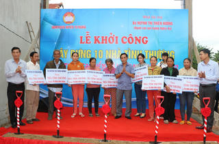Quảng Ngãi: Khởi công xây dựng 10 ngôi nhà tình thương cho hộ nghèo