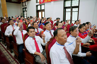 Đổi mới công tác Mặt trận, hướng về cơ sở