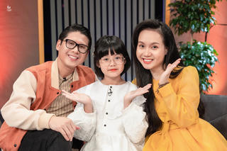 Tổ ấm viên mãn của vợ chồng nhạc sĩ Duy Hùng - Sa Huỳnh 