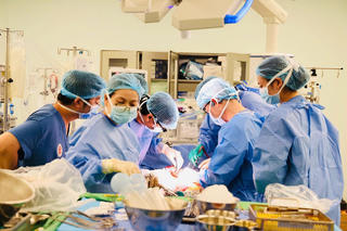 50 giờ hồi sinh nhiều cuộc đời