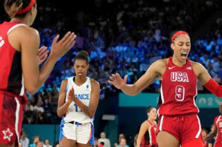 Mỹ nghẹt thở giành ngôi đầu bảng tổng sắp huy chương Olympic Paris 2024