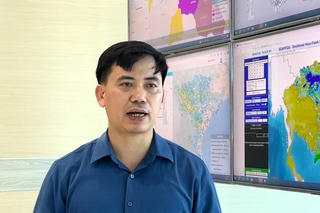 Bão số 3 áp sát đất liền, Đông Bắc Bộ mưa dồn dập