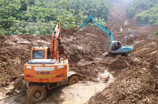 Vươn lên sau bão lũ