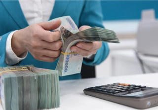 TCB miễn phí chuyển tiền quốc tế, MSB mạnh tay cho vay ưu đãi mua nhà lãi suất thấp