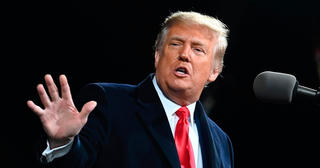 Ông Trump giành chiến thắng trong cuộc bầu cử sơ bộ ở bang South Carolina