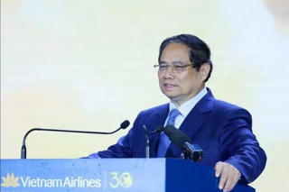 Thủ tướng: Vietnam Airlines phải phát triển hiện đại, xanh, nhanh, bền vững