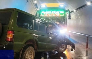 Hầm Đèo Ngang ùn tắc sau vụ tai nạn làm 2 người tử vong