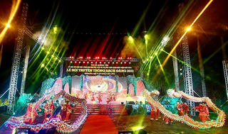 Quảng Ninh tưng bừng lễ hội truyền thống Bạch Đằng năm 2023