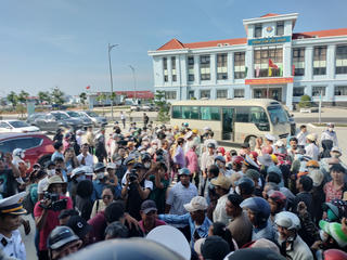 Nỗi đau của làng chài