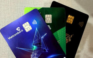 Số lượng thẻ ngân hàng tăng mạnh