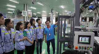 Thúc đẩy liên kết nhà trường - doanh nghiệp