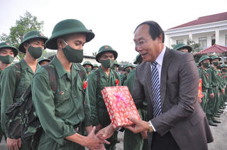 Quảng Nam: Hơn 2.450 thanh niên lên đường tòng quân nhập ngũ  