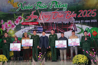 Rộn ràng 'Xuân Biên phòng ấm lòng dân bản' tại A Lưới