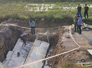 2 công nhân tử vong khi gỡ tấm đan cống hộp