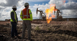 Trung Đông 'nóng', nhưng giá dầu vẫn 'nguội'