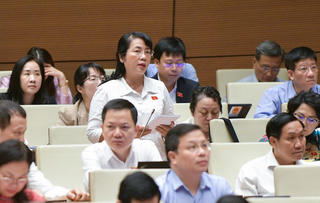 Lương nhà giáo được ưu tiên bảng lương cao nhất trong hệ thống hành chính sự nghiệp