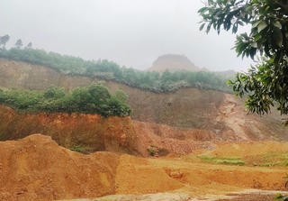 Khai thác sai giấy phép, mỏ khoáng sản ở Hà Tĩnh bị xem xét hình sự