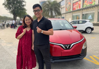 Những vị khách đầu tiên nhận VF 5 Plus: Xe ổn nhất trong tầm giá