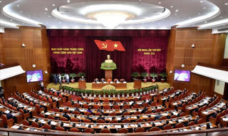 Ban Chấp hành Trung ương Đảng thảo luận lộ trình thực hiện chế độ tiền lương mới
