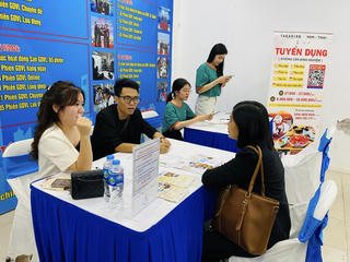 Kết nối để lao động tìm được việc ngay tại địa phương