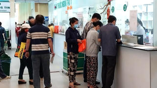 Bệnh viện 'khát' thuốc, vật tư y tế