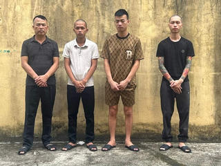 Phú Thọ: Xin làm nhân viên quán karaoke, bé gái 13 tuổi bị bán qua nhiều người