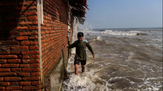 Những vùng đất mong manh trước biển