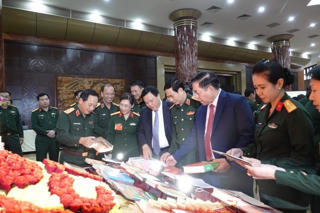 Tổng cục Chính trị Quân đội nhân dân Việt Nam - 80 năm vững bước dưới cờ Đảng