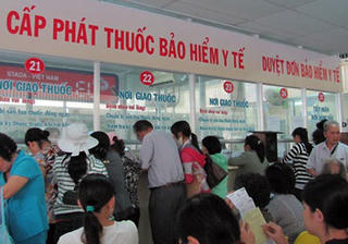 Thủ tục thay đổi nơi đăng ký khám, chữa bệnh BHYT như thế nào?