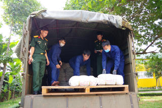  Ra quân đầu năm: Vận chuyển quân trang phục vụ các đơn vị quốc phòng khu vực phía Nam