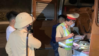 Quảng Ninh: Bắt giữ đối tượng vận chuyển 25 kg sừng động vật